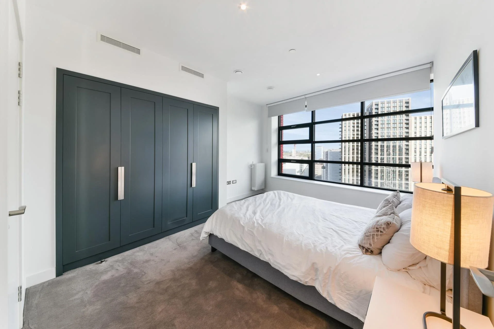 Flat Lyell Street in Greater London