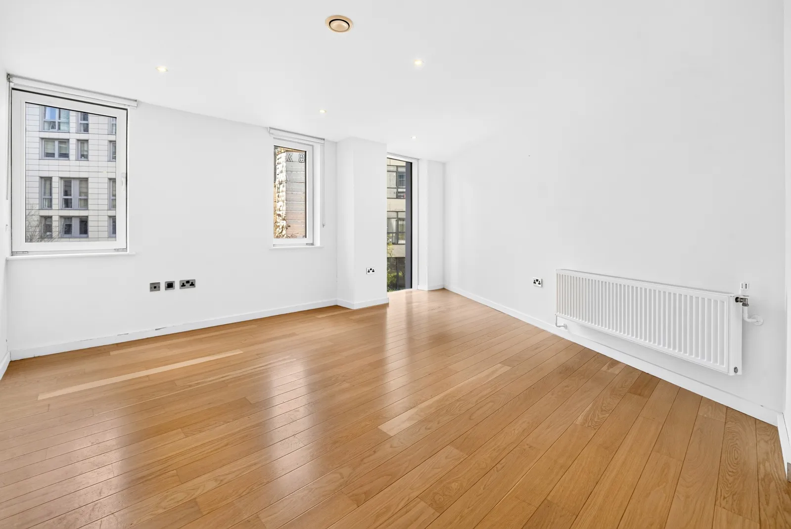 Flat Britannia Walk in Greater London