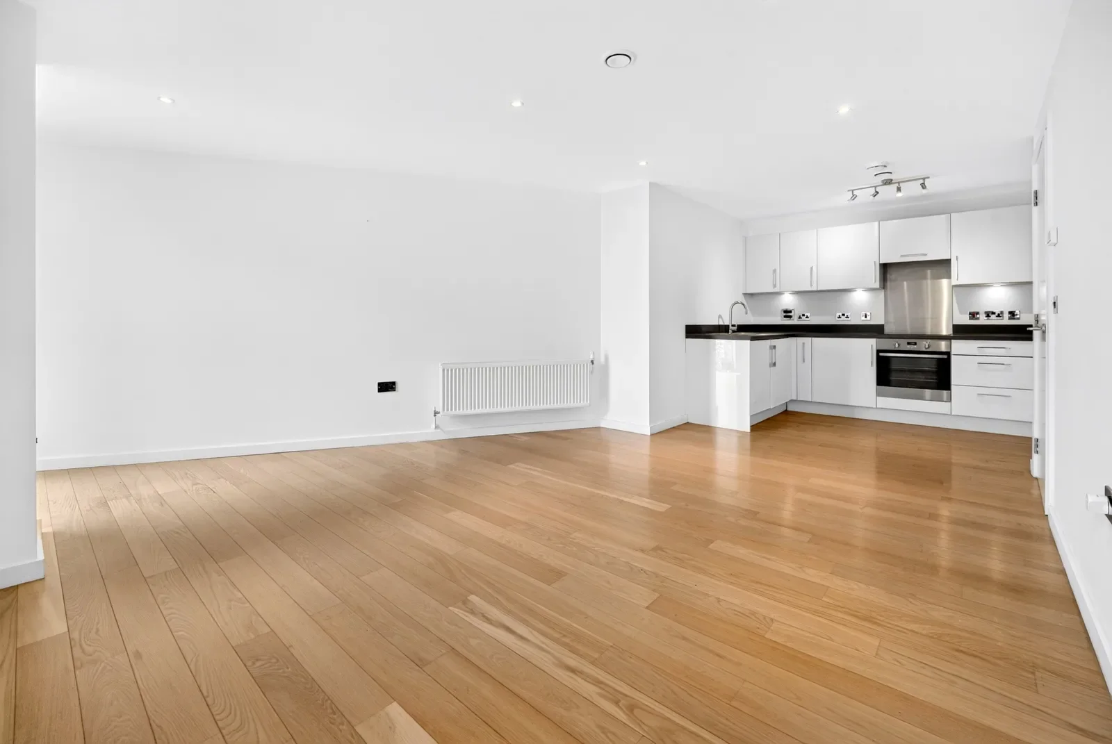 Flat Britannia Walk in Greater London