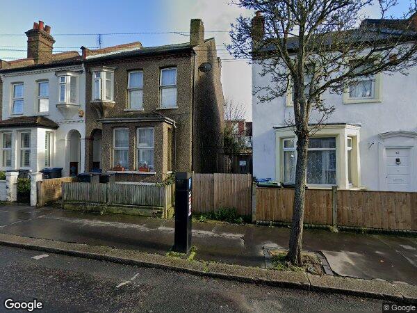 House Fairholme Road in Greater London