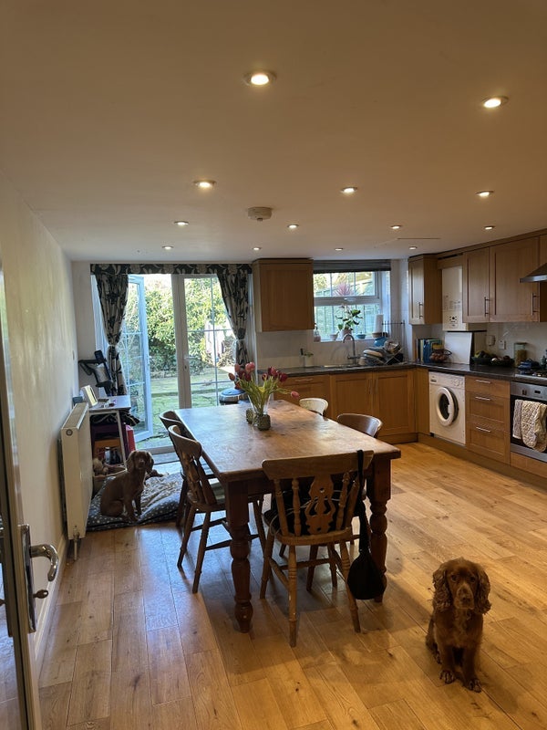 Room Eversleigh Road in Greater London