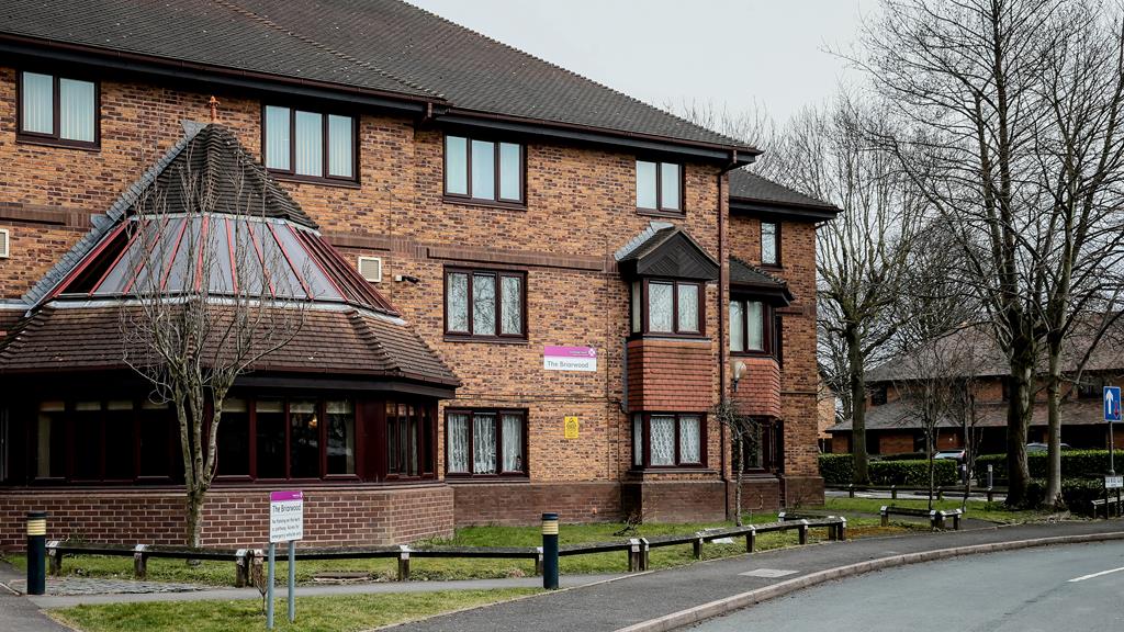 Flat Briar Wood Close in Wolverhampton