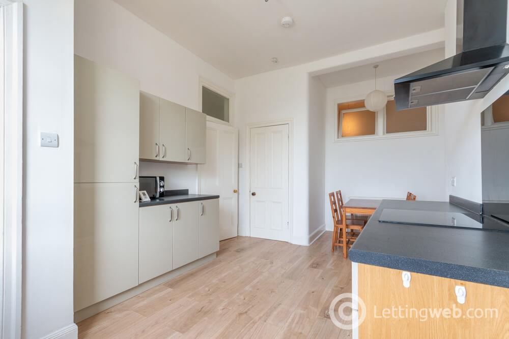 Flat Mertoun Place in City of Edinburgh