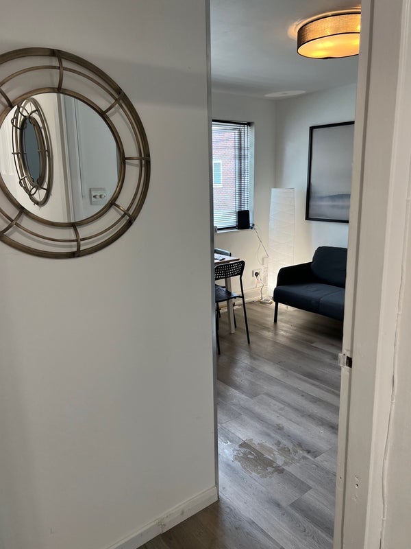 Room Sellindge Close in Greater London