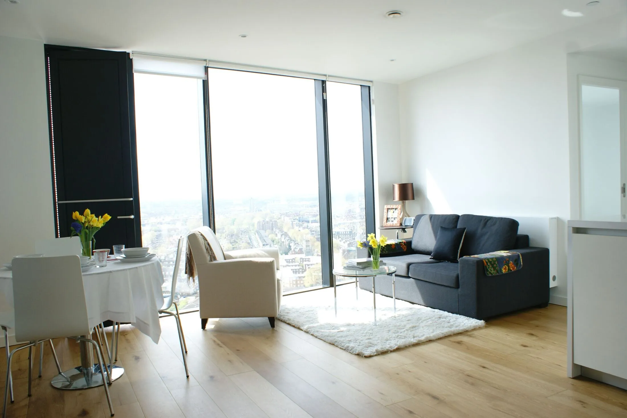Flat Wollaston Close in Greater London