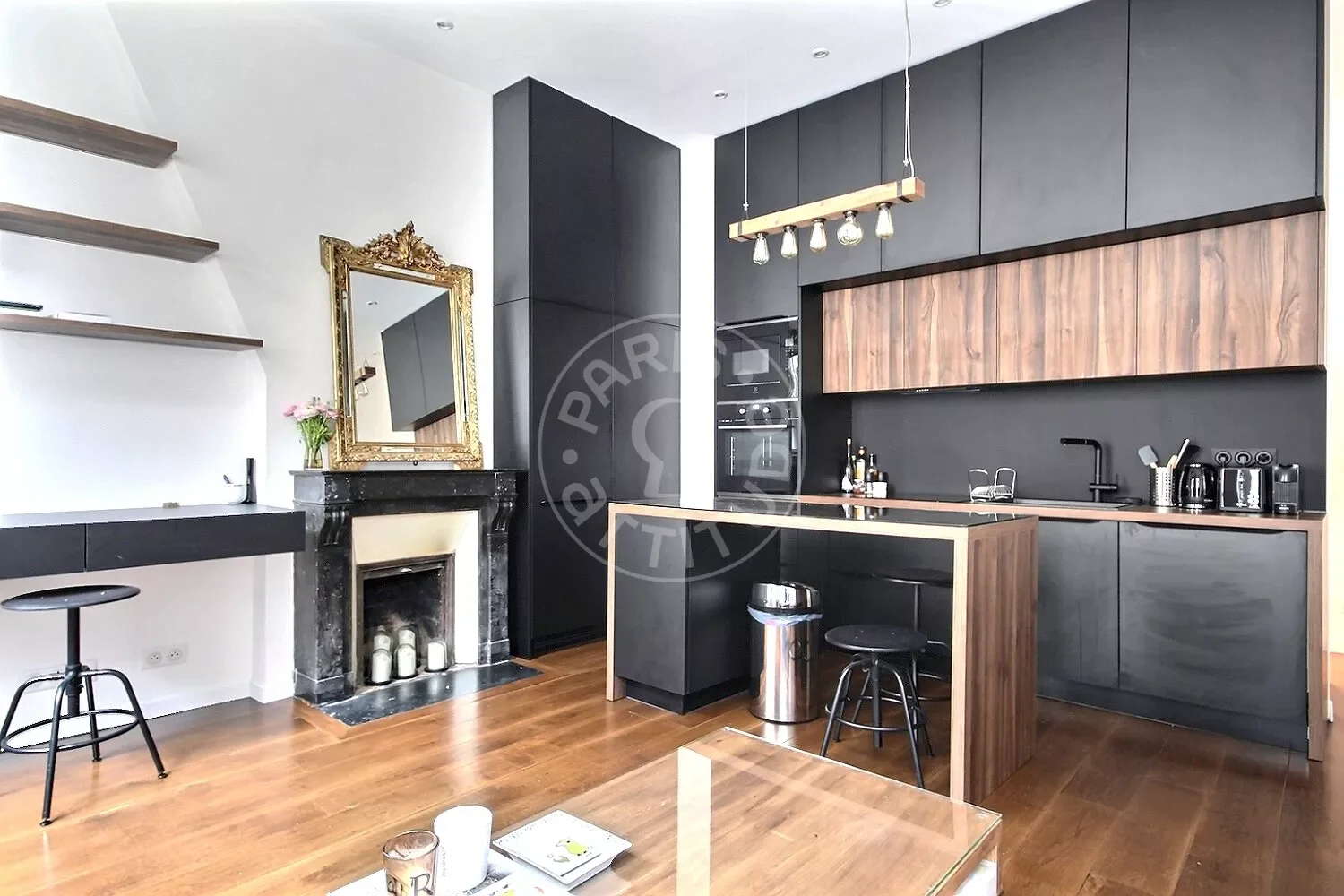 Appartement Rue Saint-Sauveur à Paris