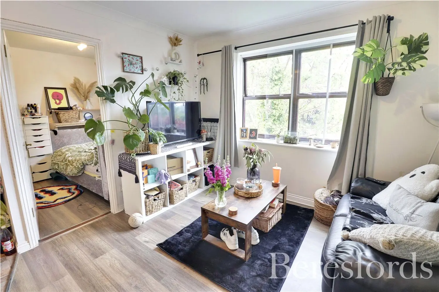 Flat Collingwood Road in Witham
