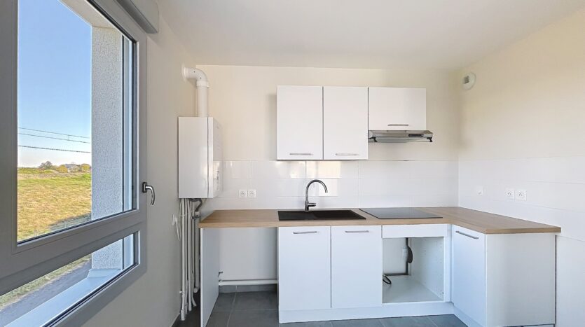 Flat Rue Clovis Hugues in Clermont-Ferrand