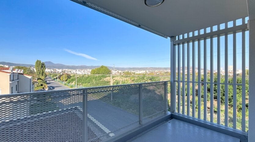 Flat Rue Clovis Hugues in Clermont-Ferrand