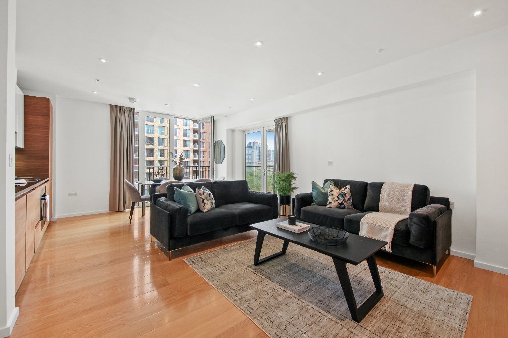 Flat Celebration Avenue in Greater London