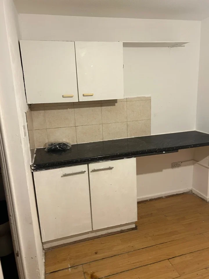 Flat Beatrice Close in Greater London