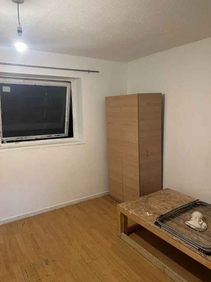 Flat Beatrice Close in Greater London