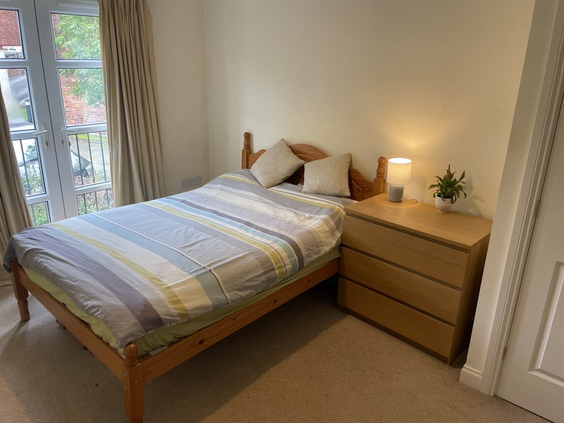 Room Vicarage View in Leeds