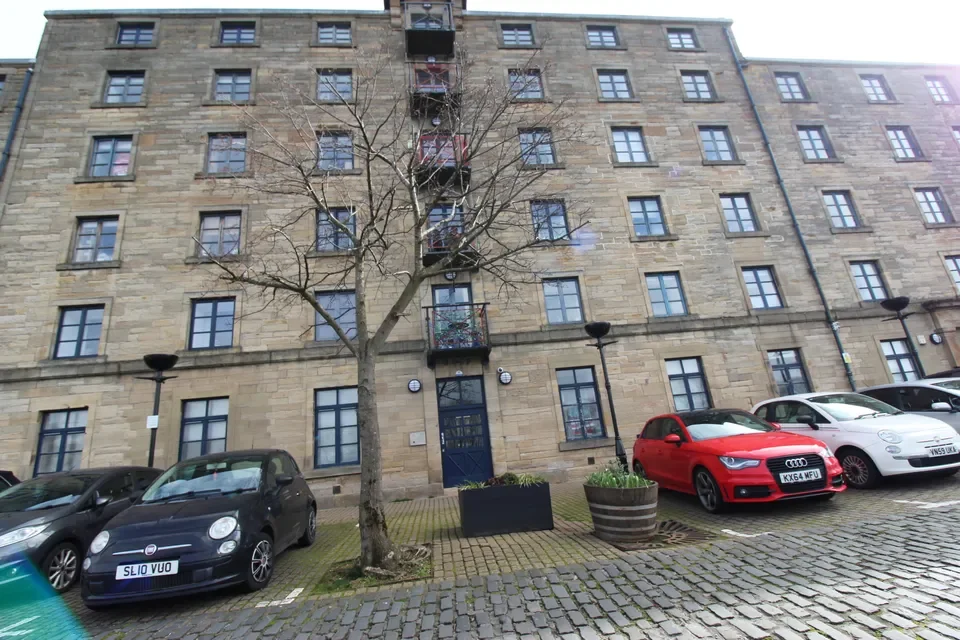 Flat Speirs Wharf in Glasgow
