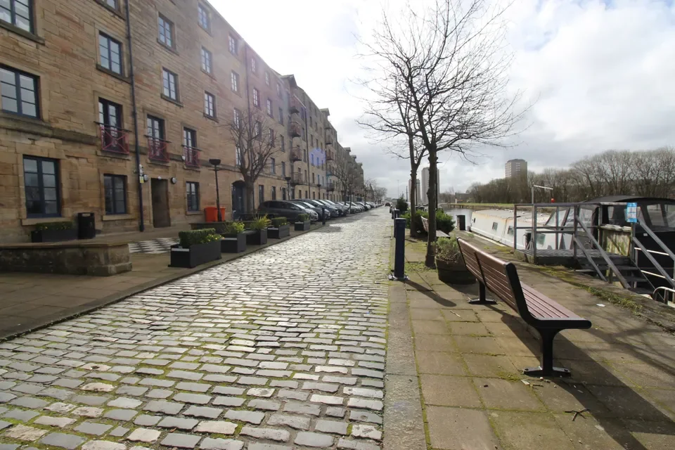 Flat Speirs Wharf in Glasgow