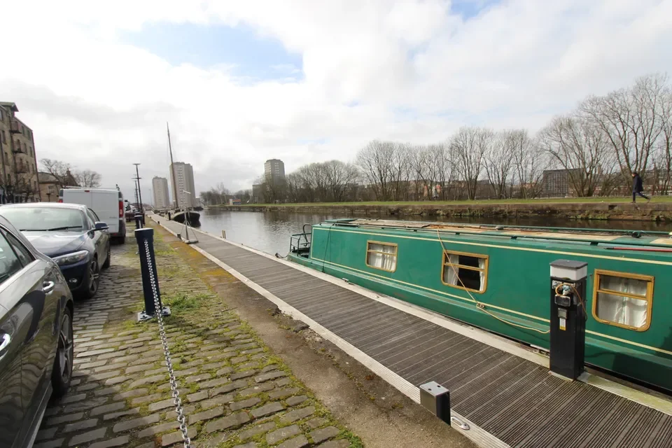 Flat Speirs Wharf in Glasgow