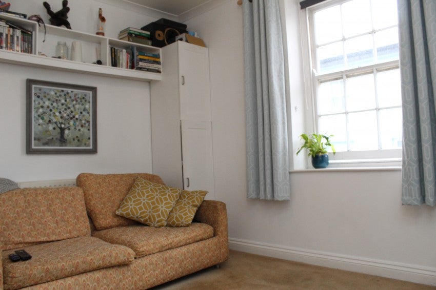 Flat Gyllyng Street in Falmouth