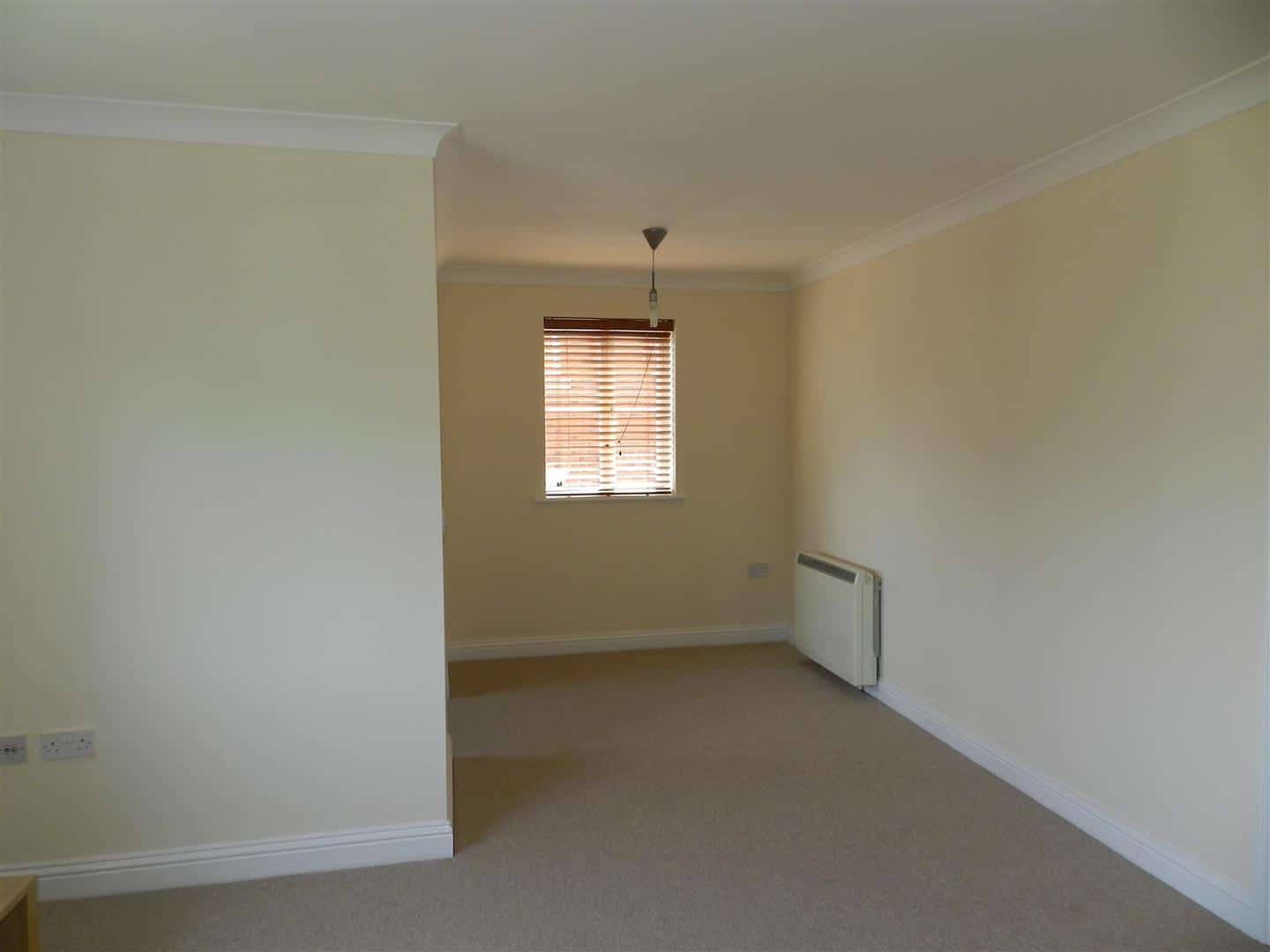 Flat Plough Close in Daventry