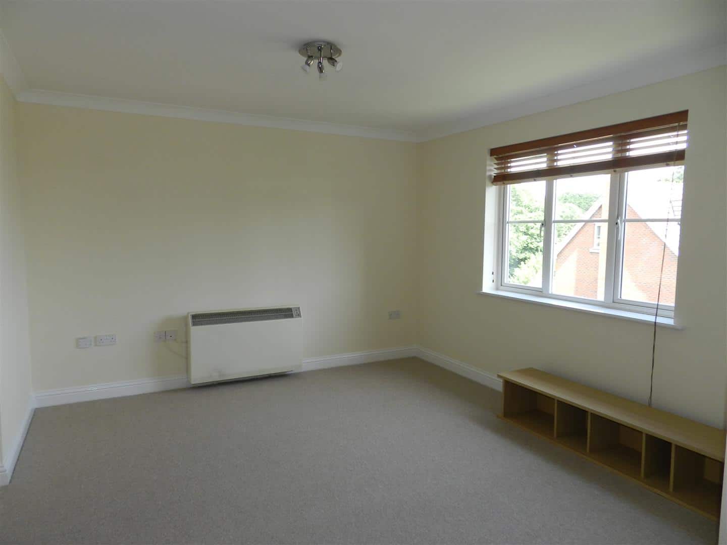 Flat Plough Close in Daventry