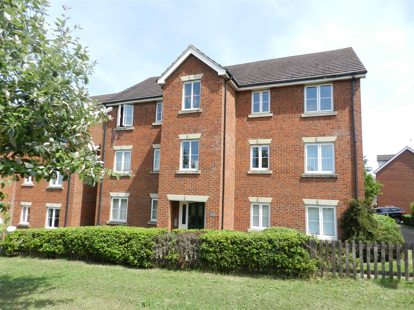 Flat Plough Close in Daventry