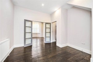 House Balfern Street in Greater London
