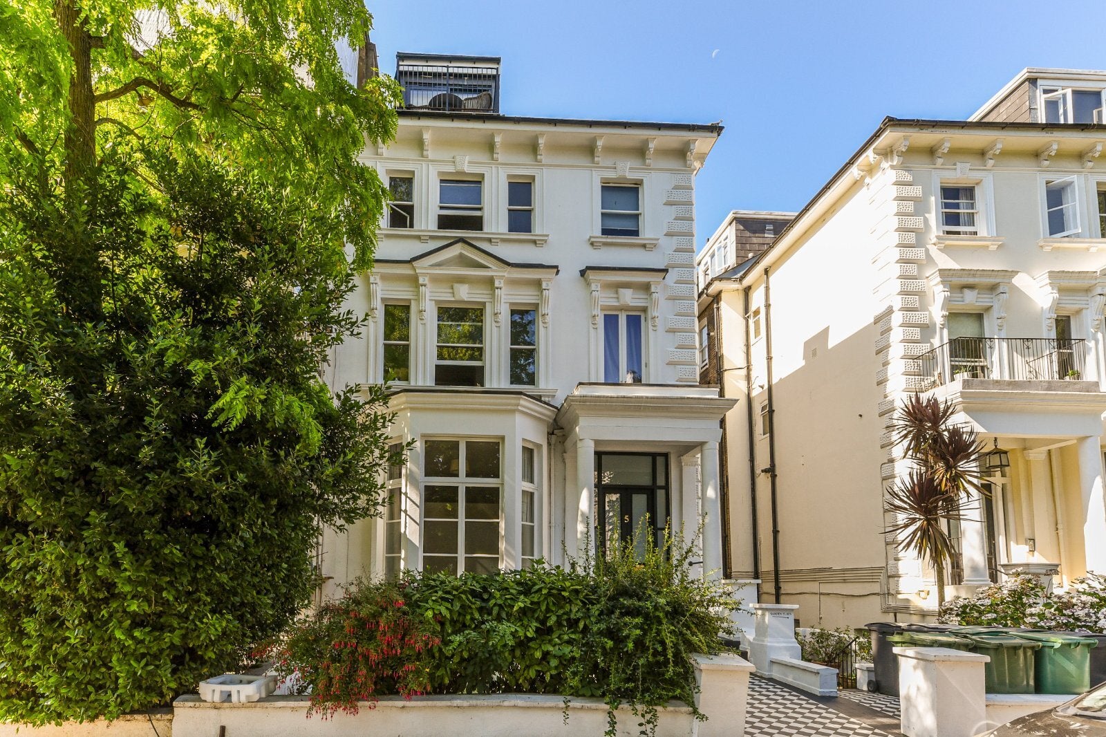House Belsize Park Gardens in Greater London