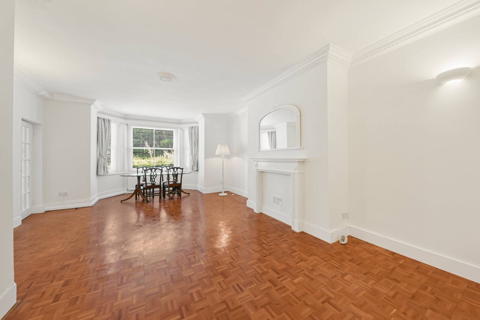 House Belsize Park Gardens in Greater London