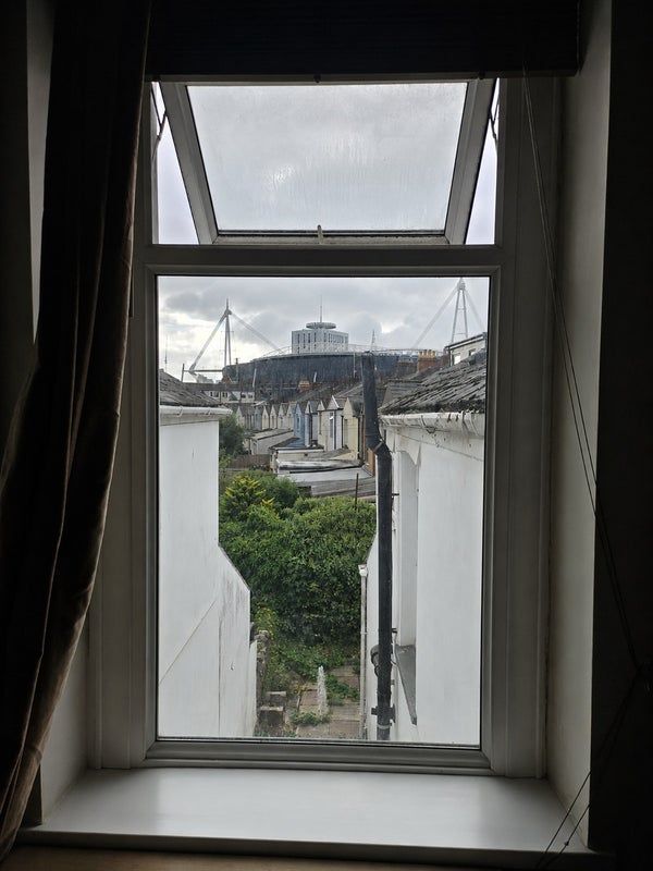 Room Green Street in Cardiff