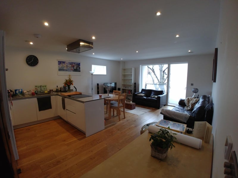 Flat Setchell Road in Greater London