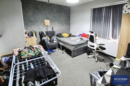 Flat Flockton Terrace in Bradford