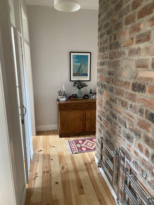 Room Dalcross Street in Glasgow