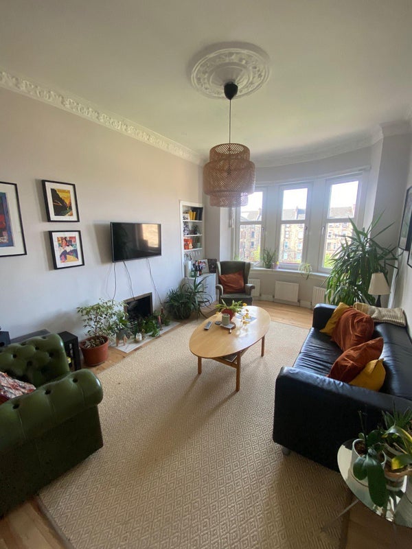 Room Dalcross Street in Glasgow