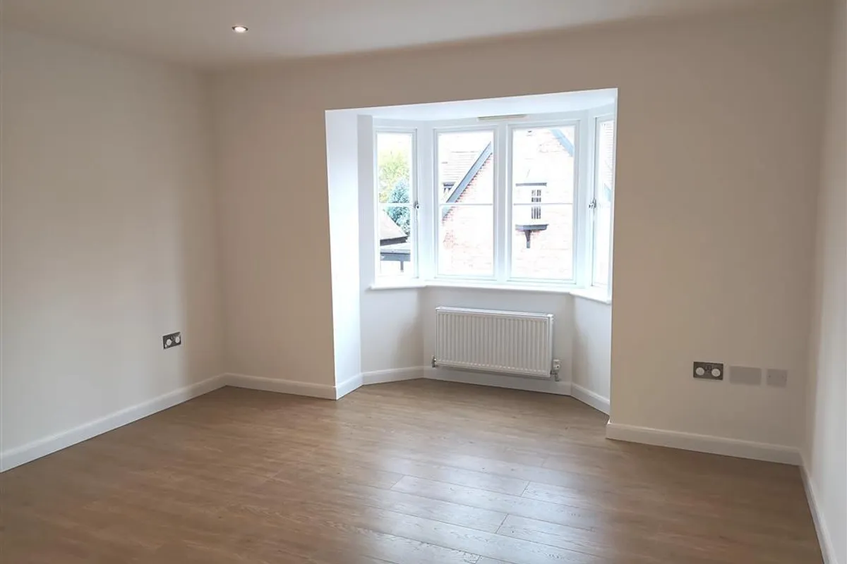 Flat Temple Street in Rugby