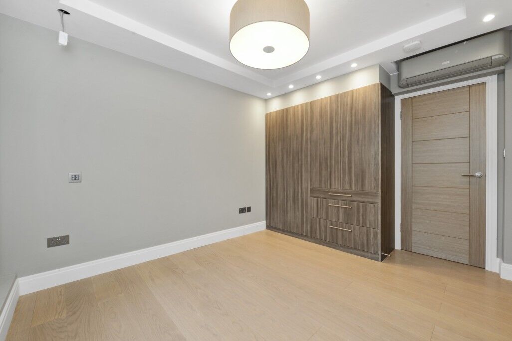 Flat St John's Wood Park in City of Westminster