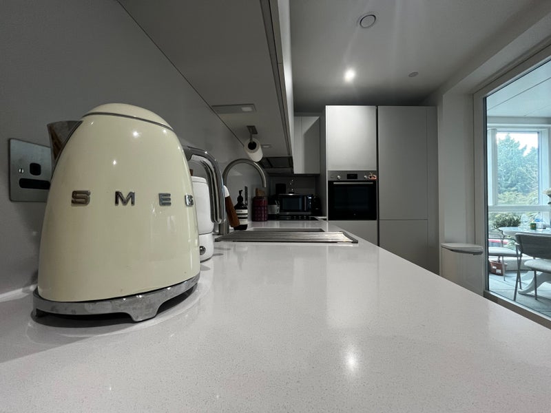 Flat Keens Yard in Greater London