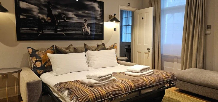 Flat Craven Street in City of Westminster
