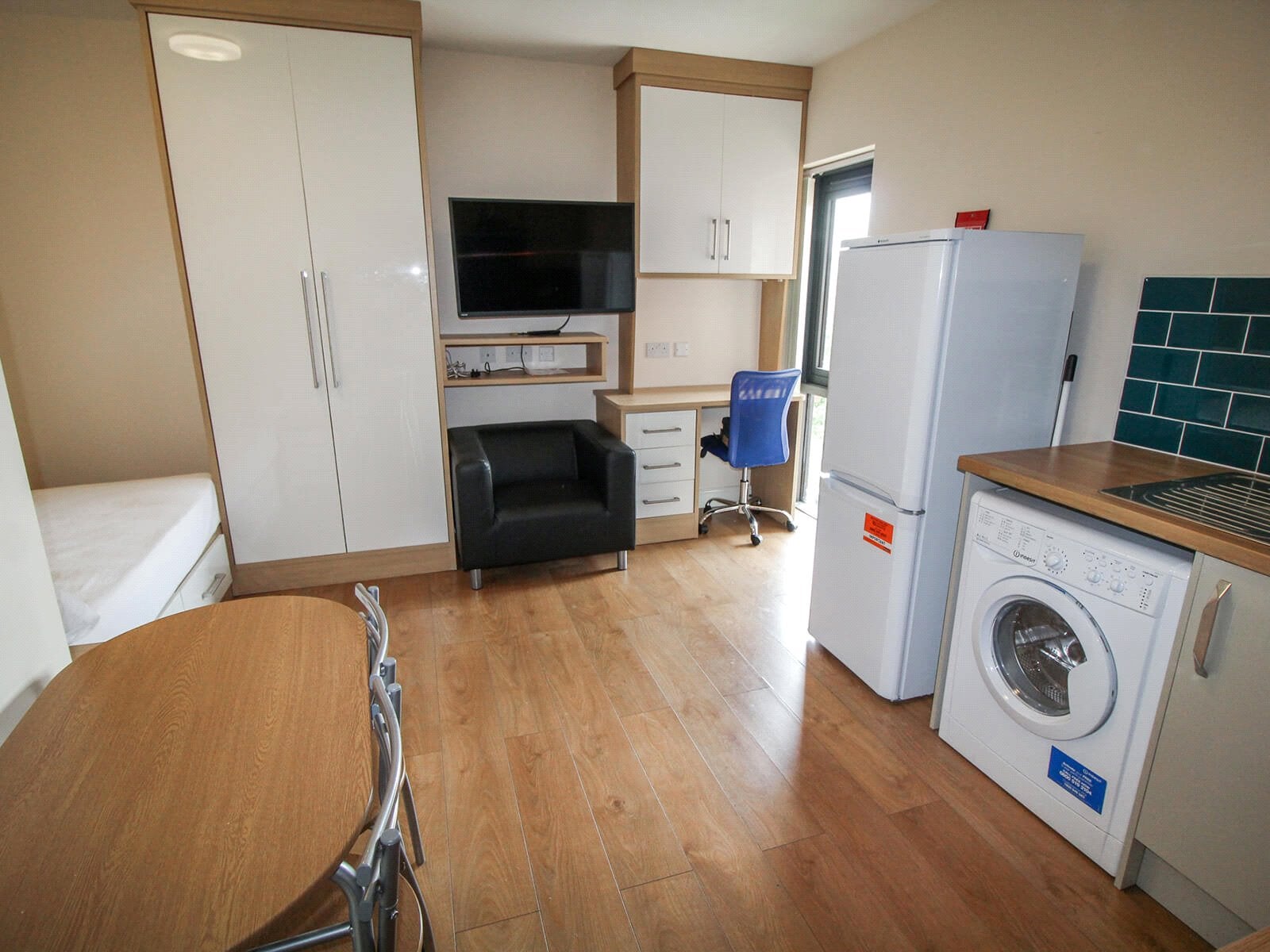 Flat Lofthouse Place in Leeds