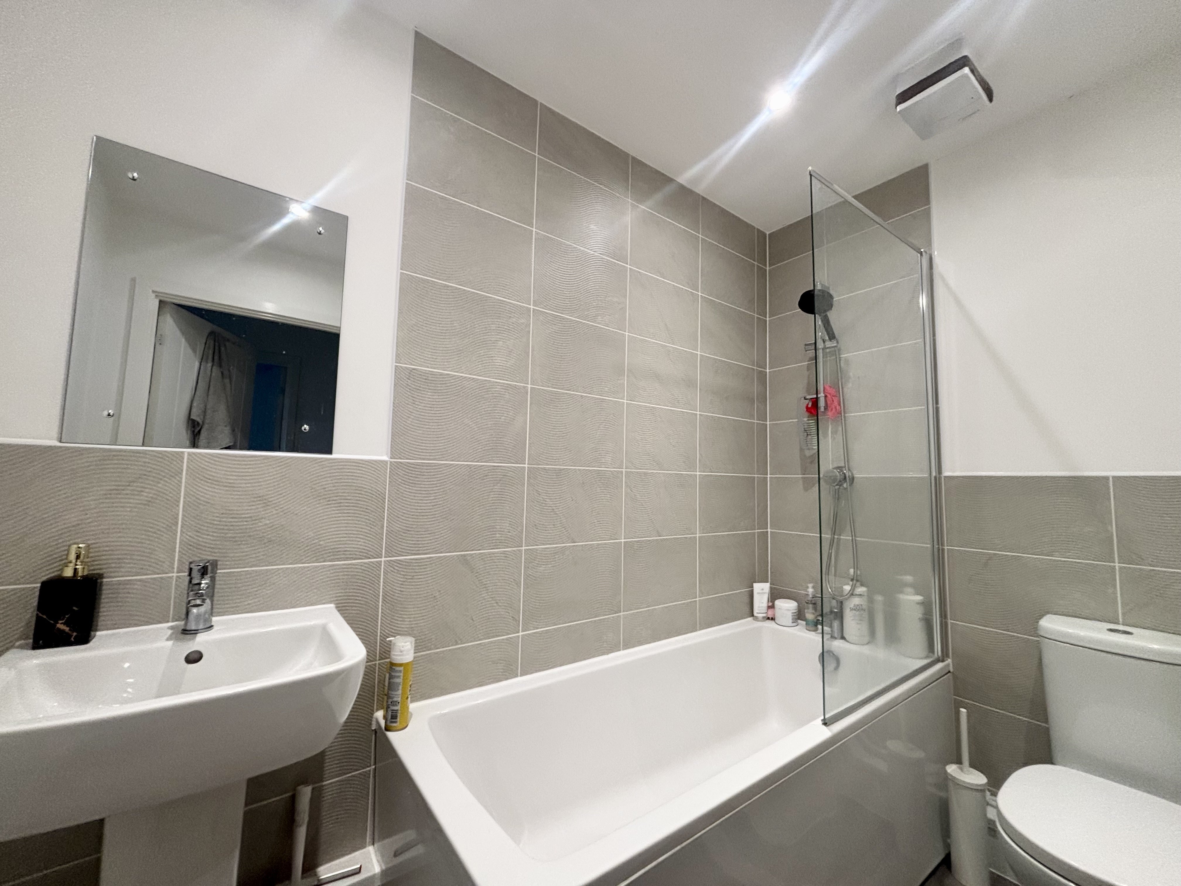 Flat Tanners Way in Birmingham