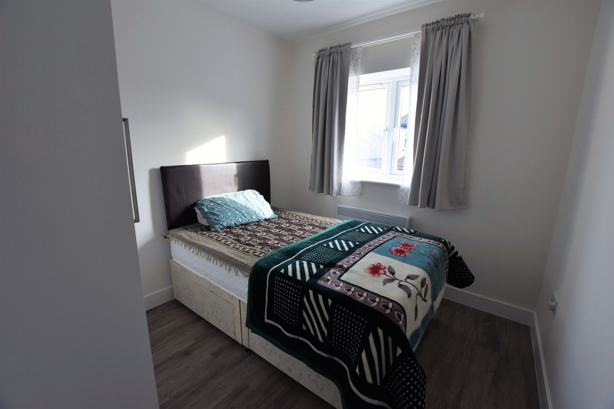 Flat London Road in Greater London