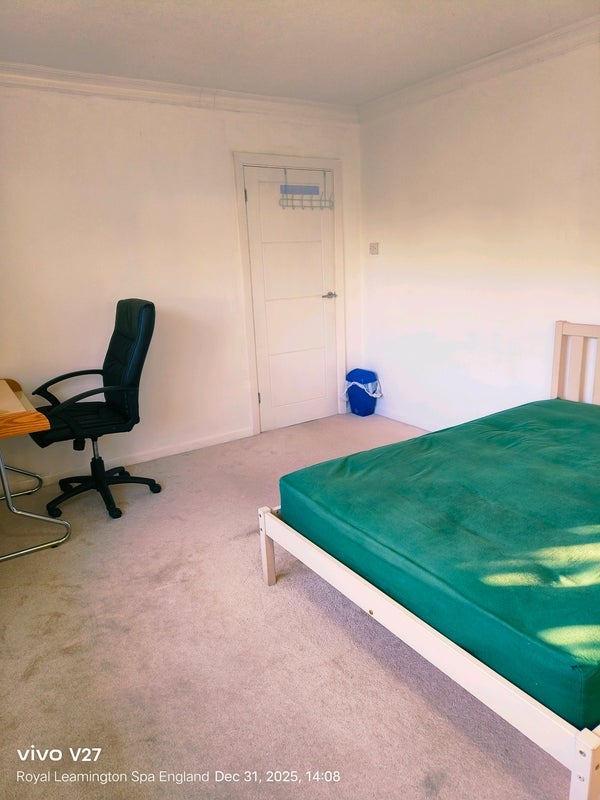 Room England Crescent in Royal Leamington Spa