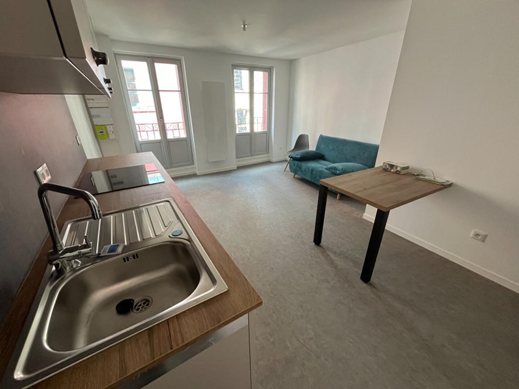 Flat Avenue de Tonbridge West Mailling in Le Puy-en-Velay