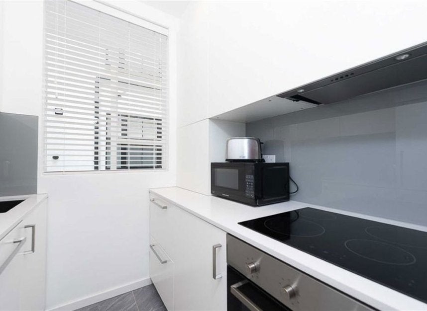 Flat Elvaston Place in Greater London