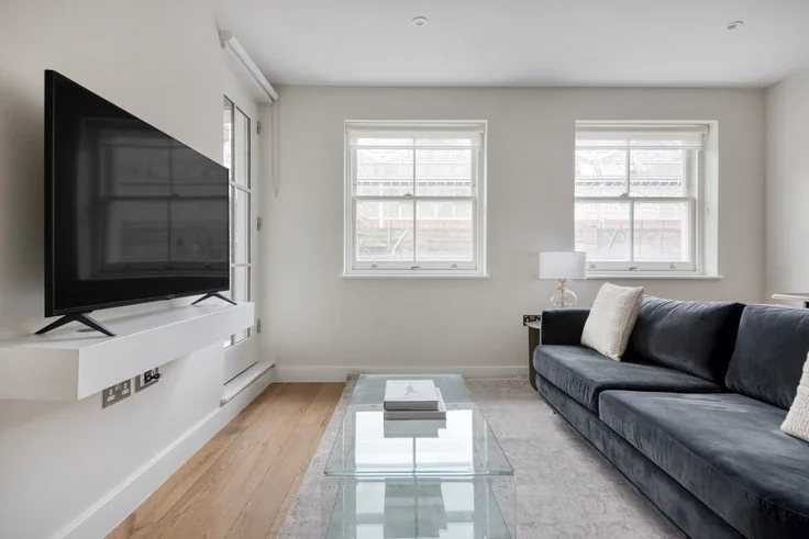 Flat Lower Marsh in Greater London