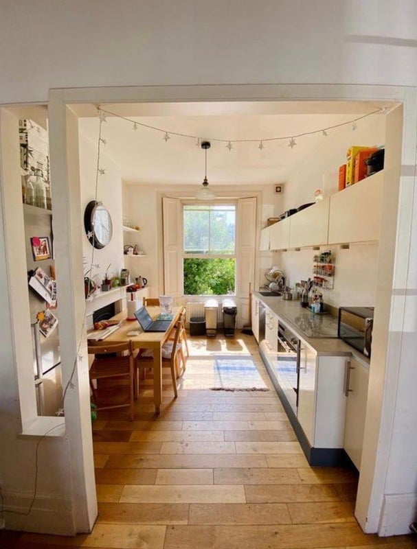 Room St. Paul Street in Greater London