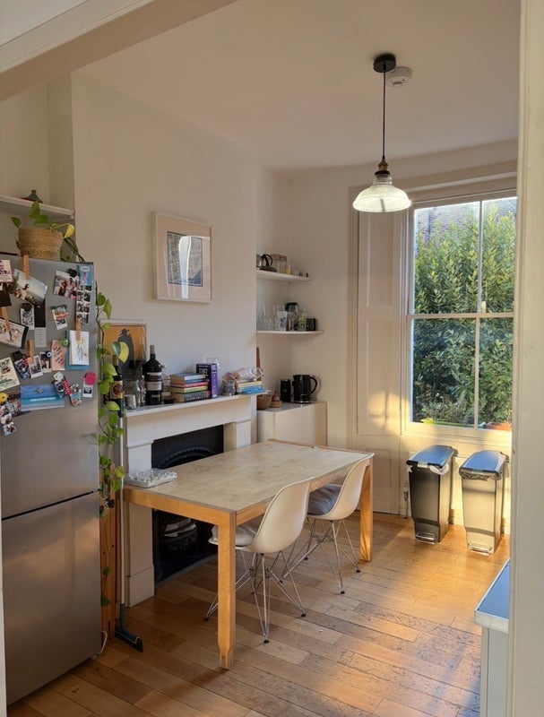 Room St. Paul Street in Greater London