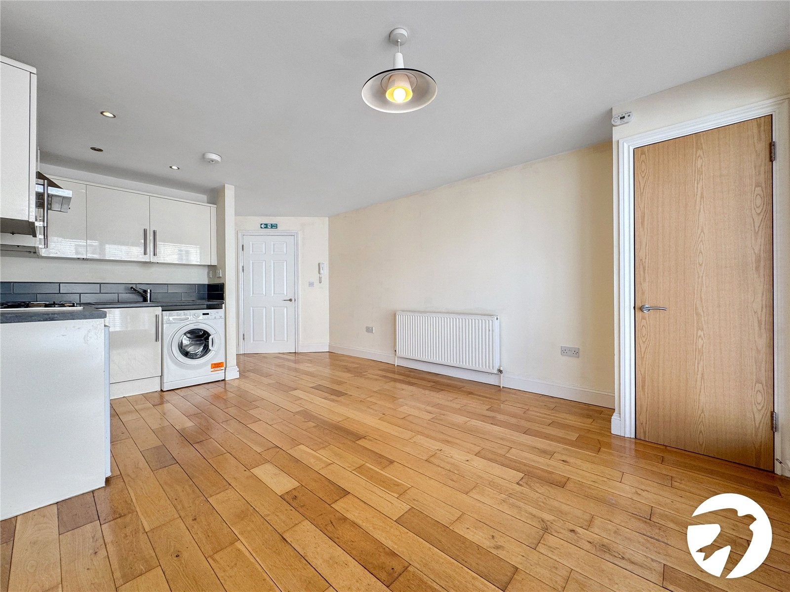 Flat Dartmouth Road in Greater London