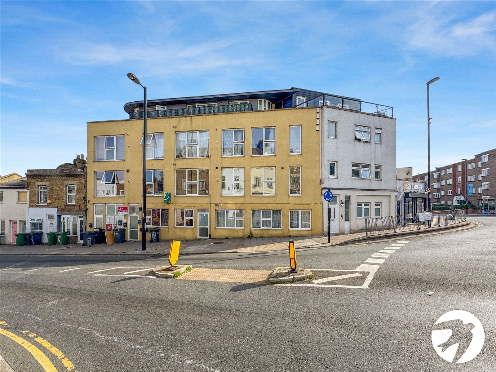 Flat Dartmouth Road in Greater London