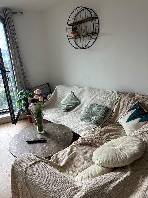 Room South Accommodation Road in Leeds