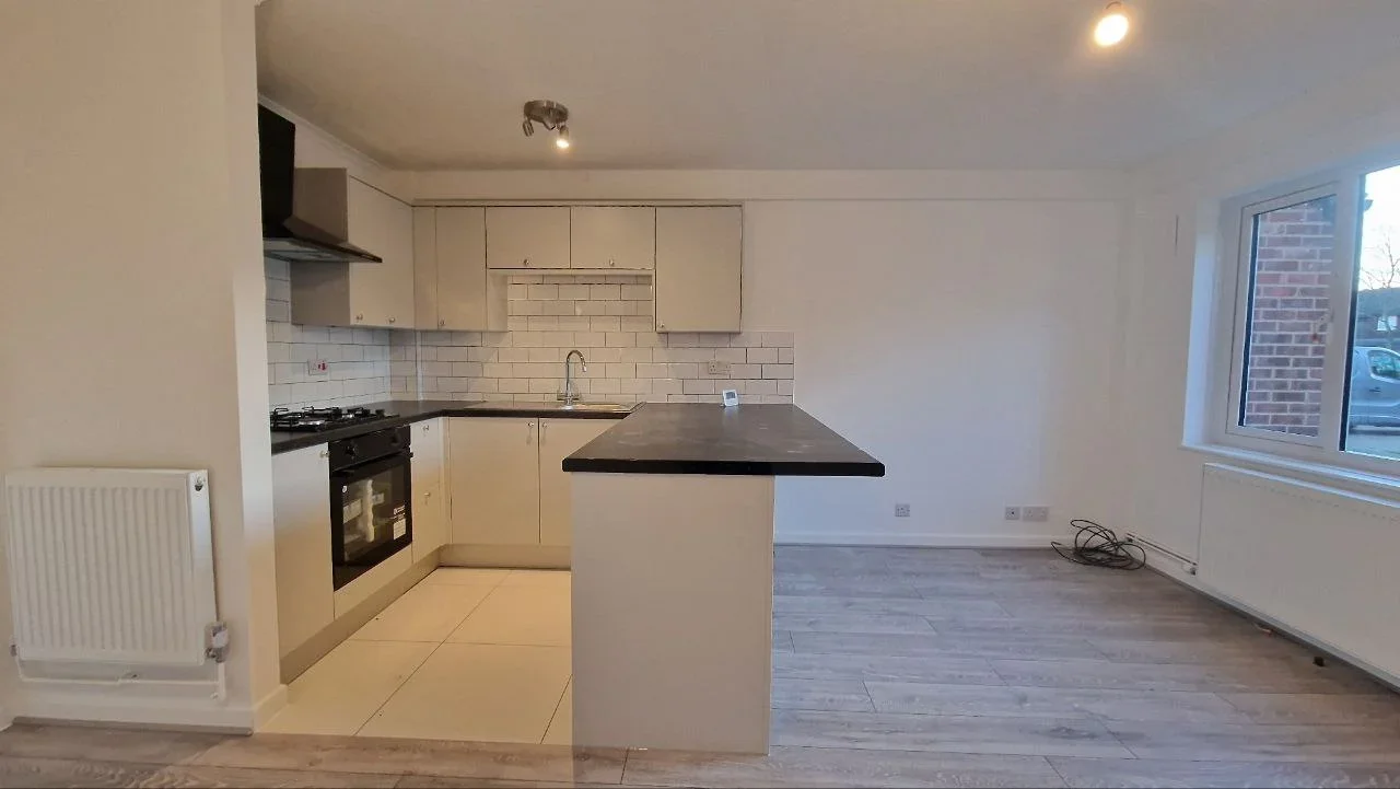 Flat Colchester Road in Greater London
