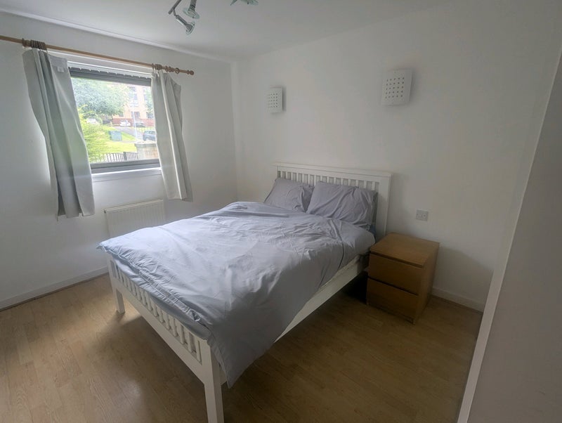 Room Grovepark Street in Glasgow